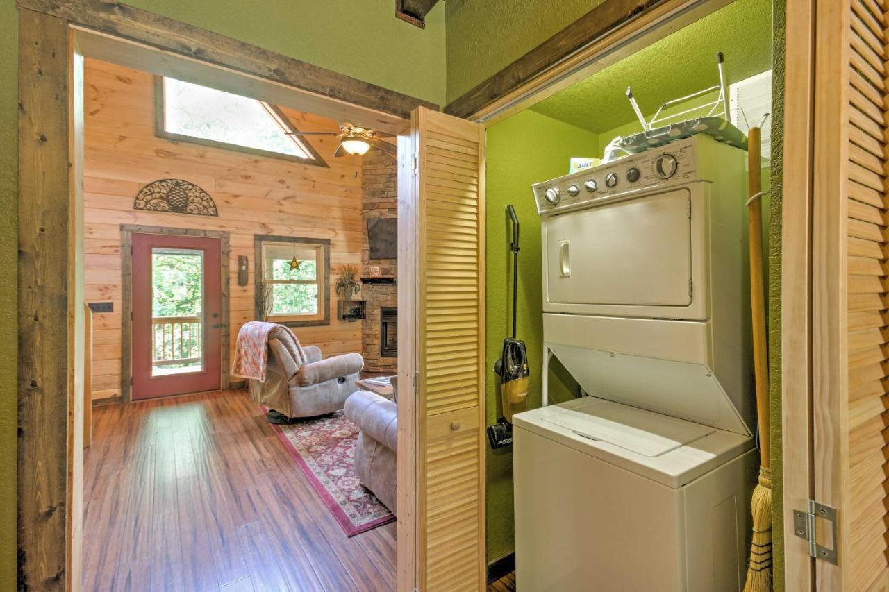 Scenic Fox Ridge Cabin On 4 Acres With Hot Tub! Whittier Extérieur photo